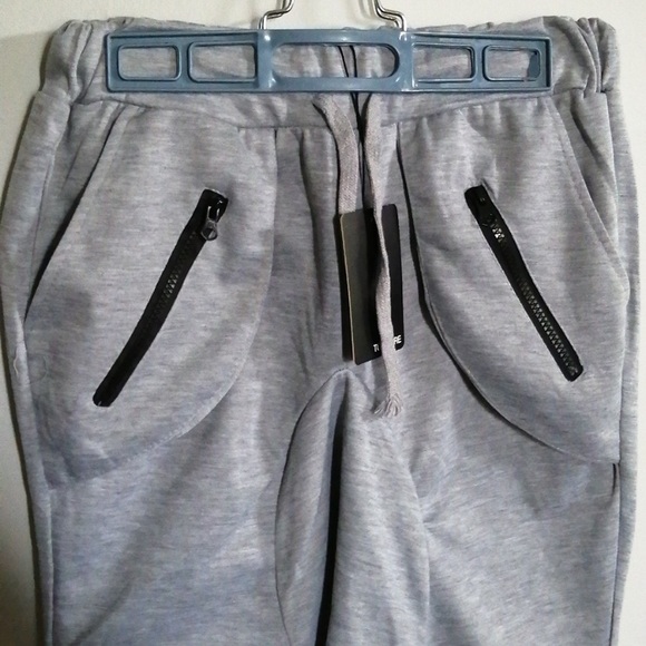 Men’s joggers - Picture 2 of 4